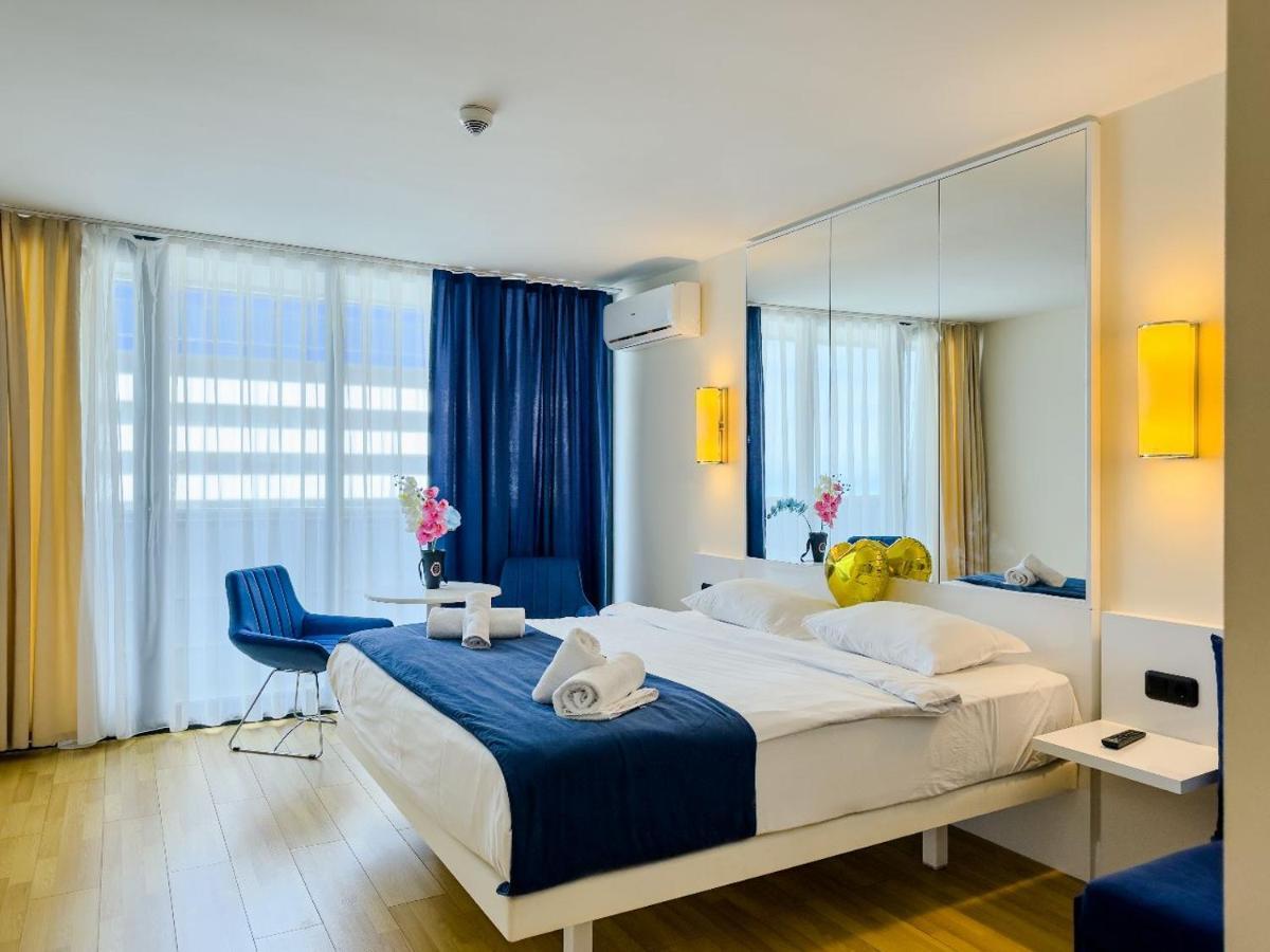 Orbi City Apartments Batumi Bagian luar foto