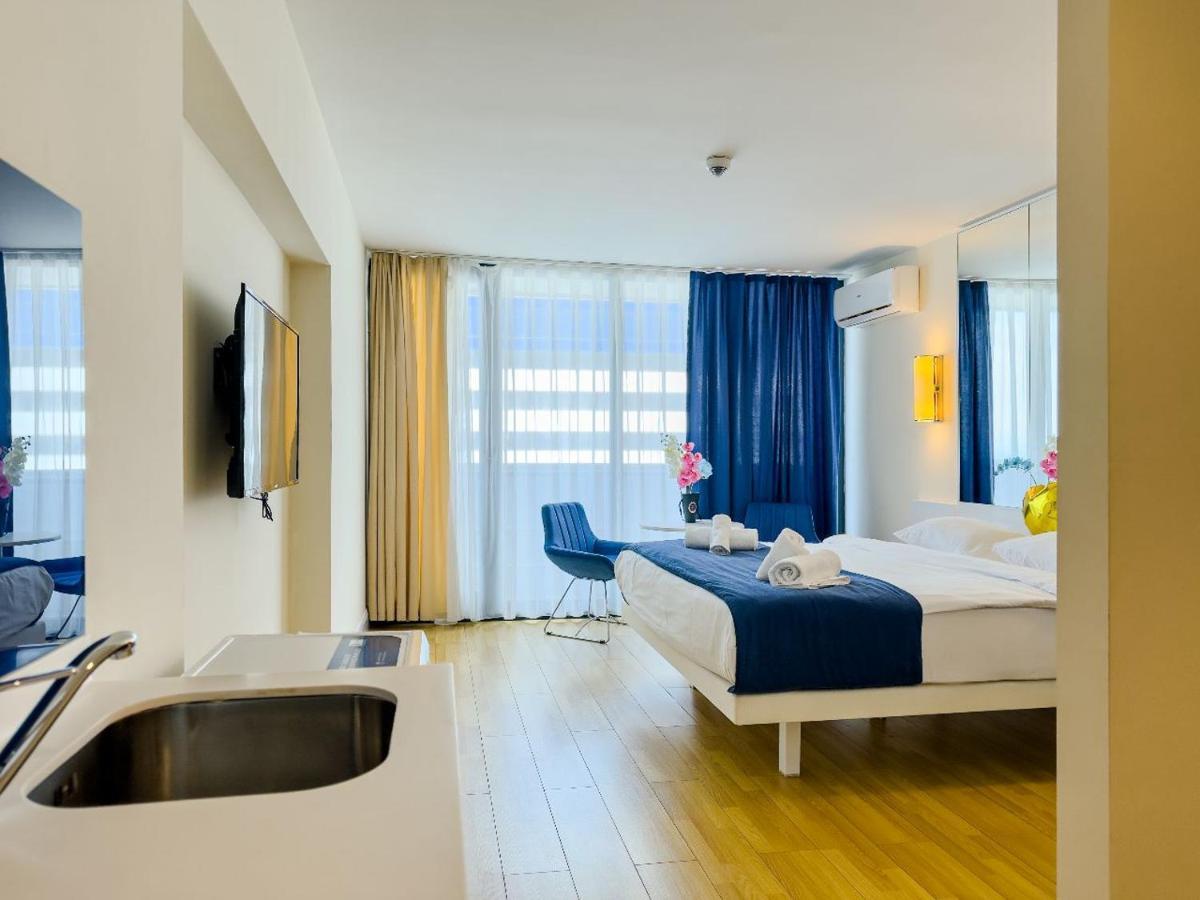 Orbi City Apartments Batumi Bagian luar foto