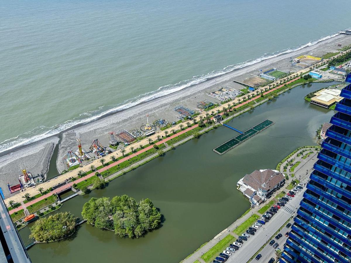 Orbi City Apartments Batumi Bagian luar foto