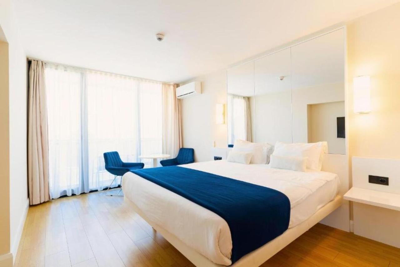 Orbi City Apartments Batumi Bagian luar foto