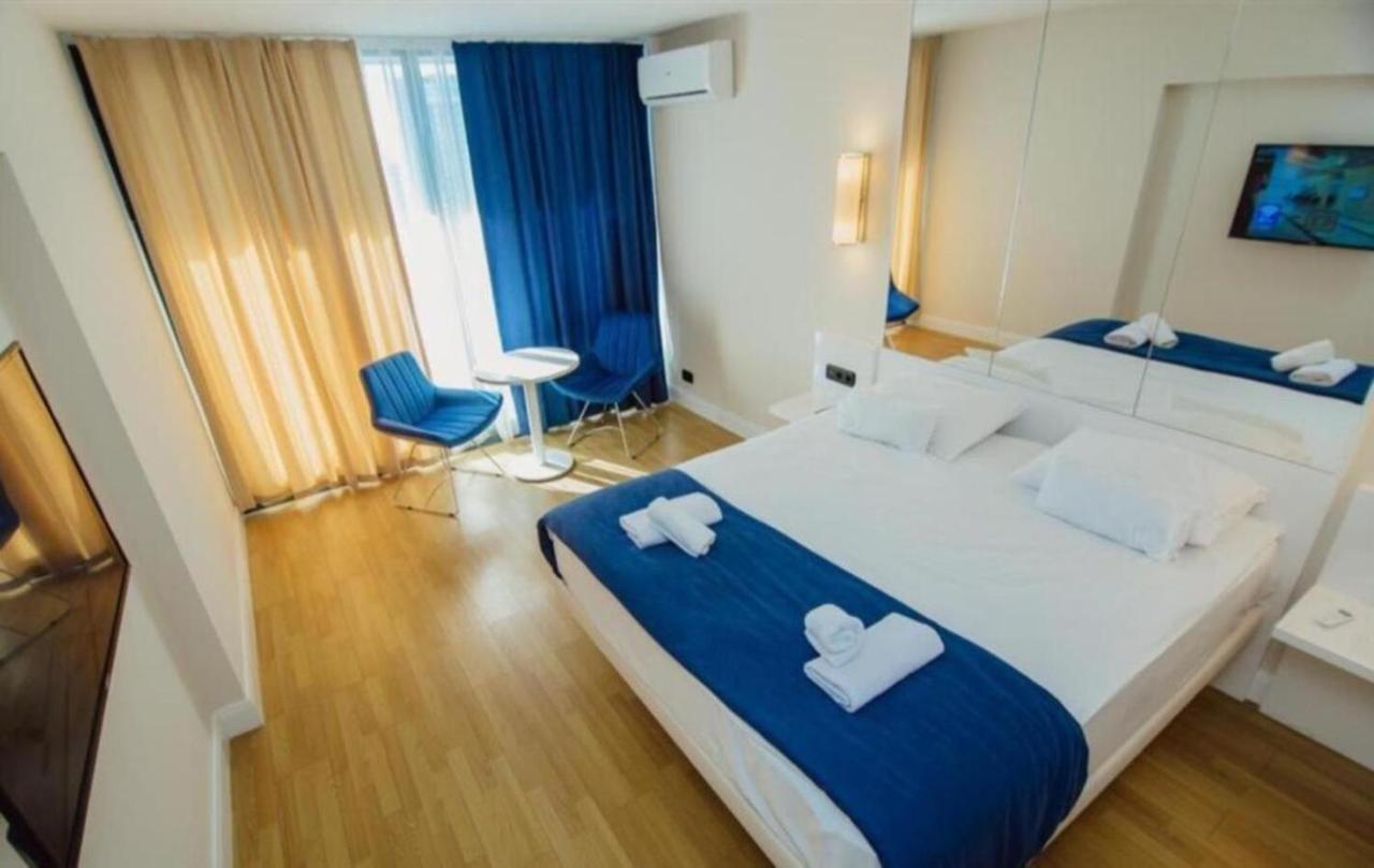 Orbi City Apartments Batumi Bagian luar foto