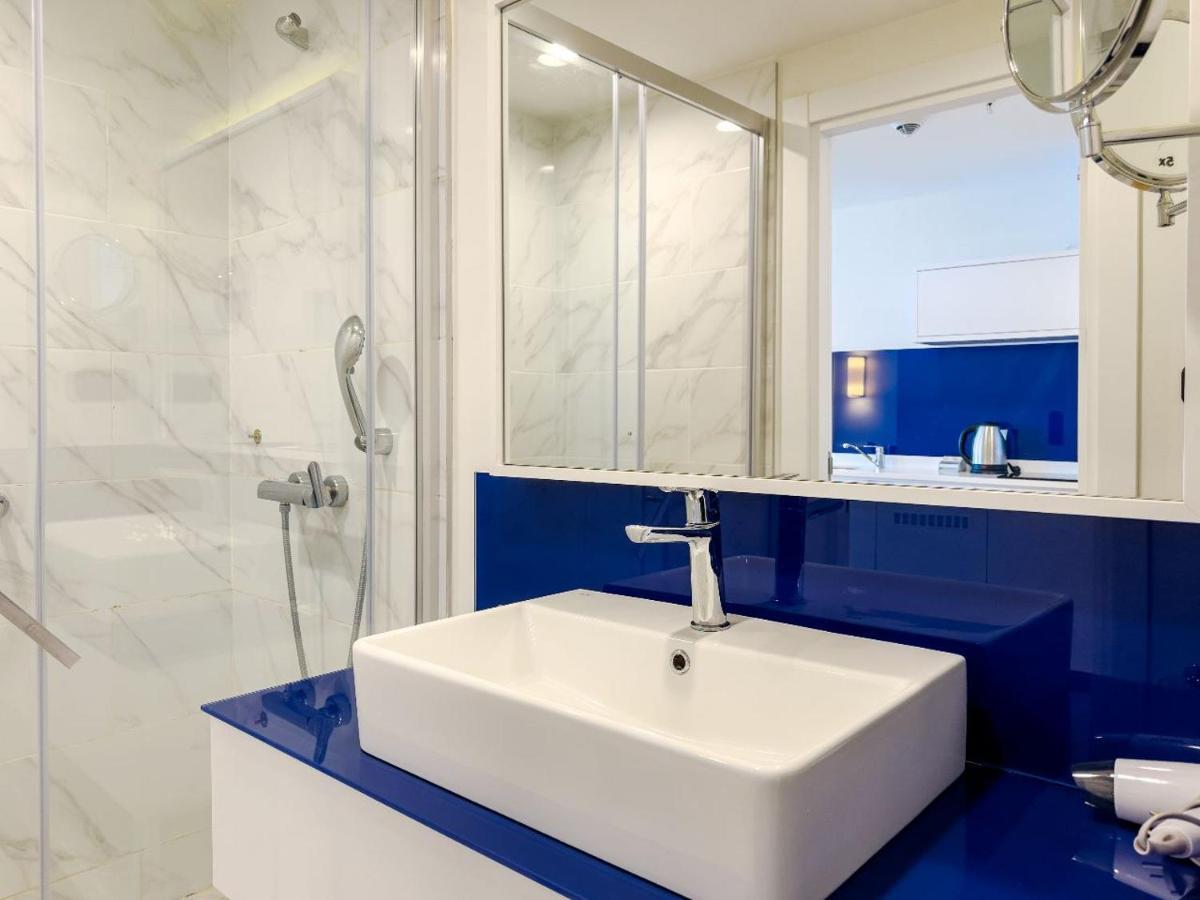 Orbi City Apartments Batumi Bagian luar foto