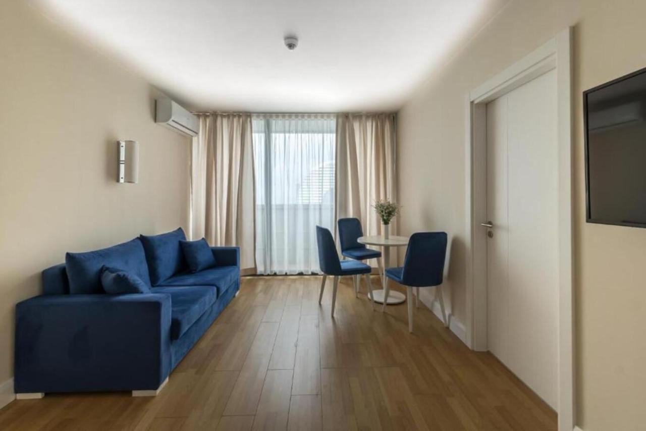 Orbi City Apartments Batumi Bagian luar foto